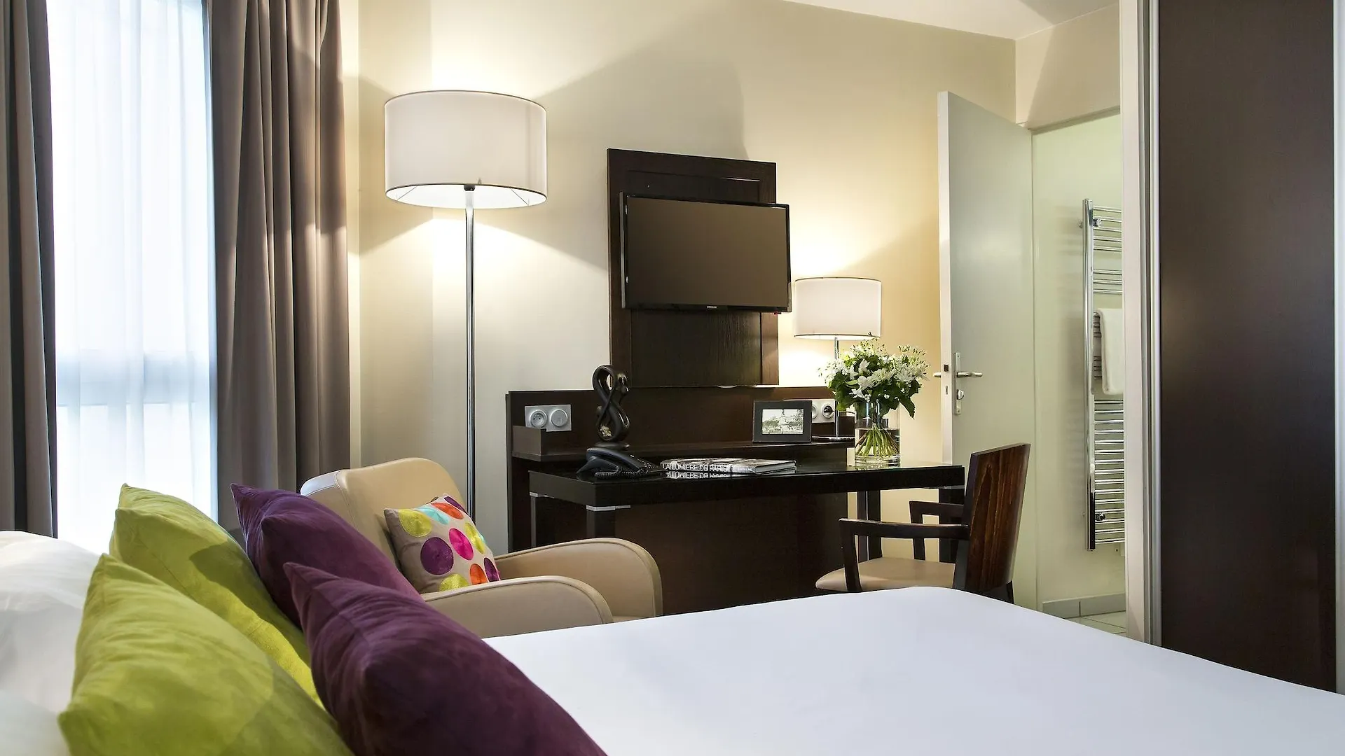 Aparthotel Citadines Republique 3*