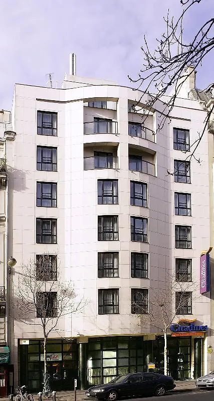 Aparthotel Citadines Republique 3*